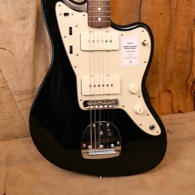 Fender Traditional 60's MIJ Jazzmaster 2021 Black w/Matching Headstock image 2