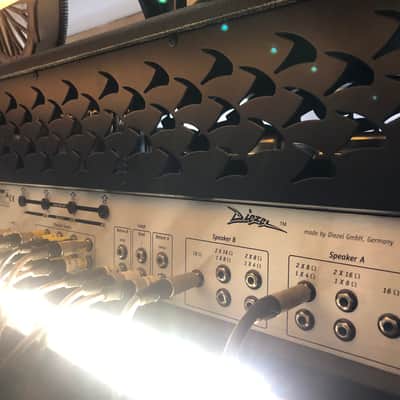 Diezel VH4S Stereo 4-Channel 50-Watt / Side Guitar Amp Head 1994 - 2019 - Black image 4
