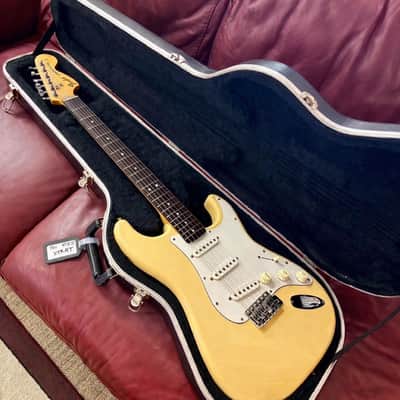 Fender Japan ‘72 Reissue Stratocaster 1994 - Aged White image 1