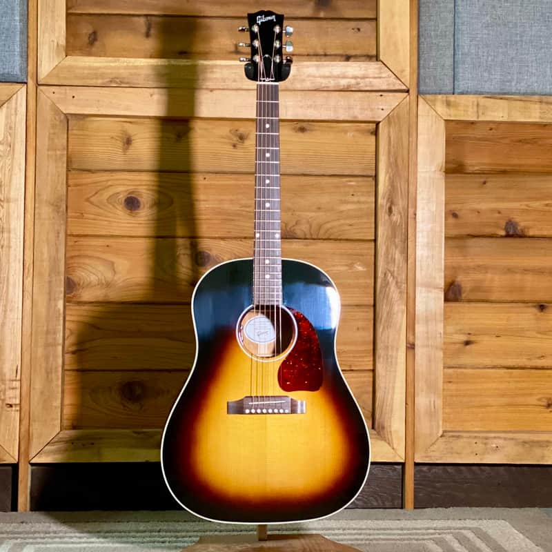 Gibson J-45 Standard (2020 - Present) | Reverb Canada