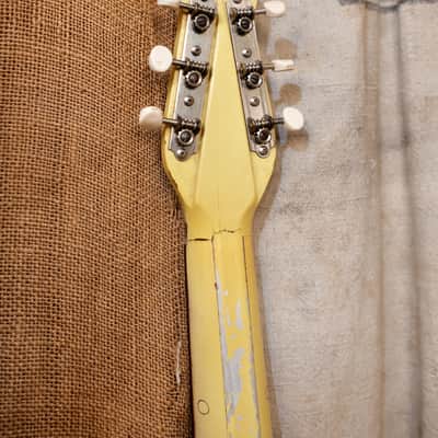 Silvertone Danelectro Model 1357 1955 - Yellow image 8