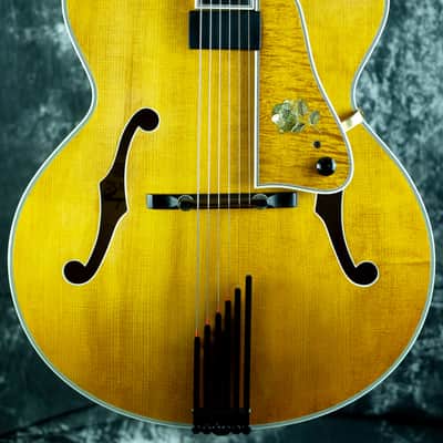 Heritage Johnny Smith Rose w/ Rose Pick Guard 1998 Amber image 4