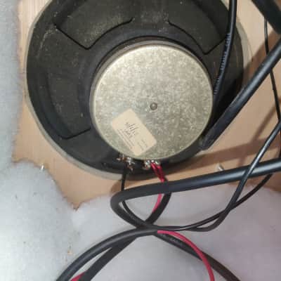Custom Beautiful custom large scale hi-fi speakers - pair - with amp image 9