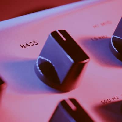Darkglass Electronics Microtubes 500 112 Bass Amp Combo image 4
