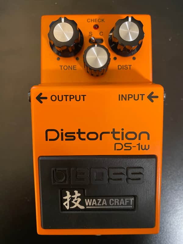 Boss DS-1W Distortion Waza Craft