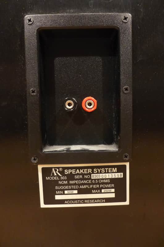 Pair of Vintage Audiophile ACOUSTIC RESEARCH AR 303 Speakers Rare