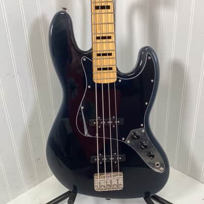 Squier Classic Vibe '70s Jazz Bass - Black image 1