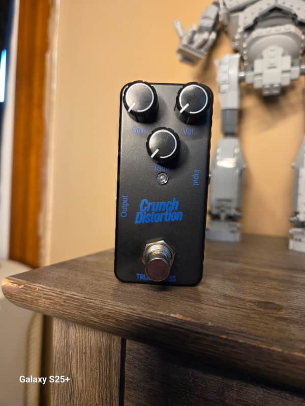 ROHS Crunch Distortion 2000s - MI Audio Crunch clone image 1