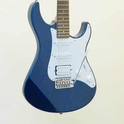 Yamaha PAC012 Pacifica Electric Guitar Metallic Blue image 2