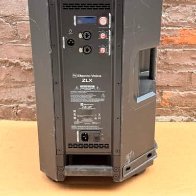 ZLX-12P Single 12" Two-Way Powered Loudspeaker 90 x 60 Degree Coverage Pattern image 11
