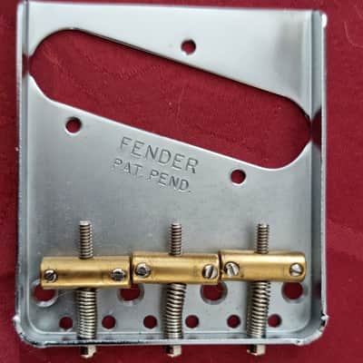 Fender Telecaster Bridge 2023 - Chrome / Brass image 1