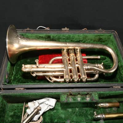 J.W. York & Sons Cornet with Case image 5