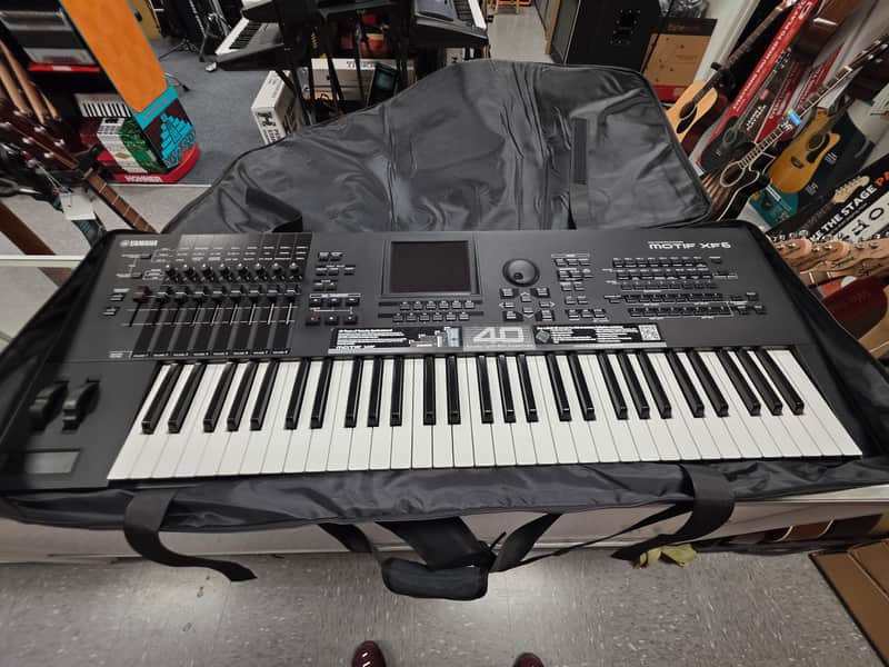 Yamaha Motif XF 6 Production Synthesizer 2010s - Gray image 1