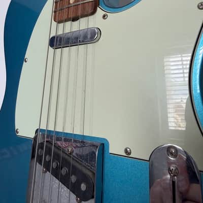 Fender Vintera ‘60s Telecaster – Lake Placid Blue w/ Fender Hard Case image 4