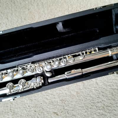 New premium flute from Simone Ginanneschi, flute maker in Italy. Open holes, pointed keys, split E. image 2