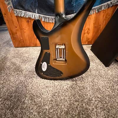 Schecter Synyster Gates Signature Synyster Custom-S Sustainiac with Schecter Humbucker 2018 - Present - Satin Gold Burst image 2