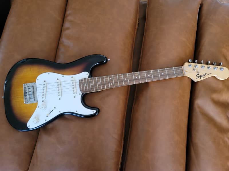 Squier Mini Stratocaster 3/4 Size Tobacco Sunburst 2018 Indonesia image 1