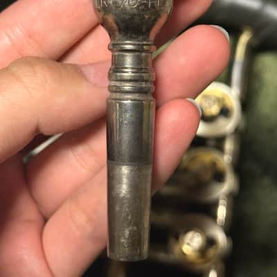 Dotzauer Fürst Pless Hunting Horn w/ Rotary Valves image 8