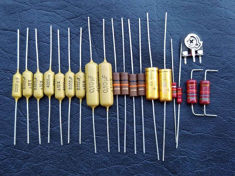PHILLIPS MULLARD MUSTARD CAPACITORS JMP50 `70s image 1