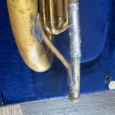 King Marching Mellophone, with mouthpiece and case. USA image 8