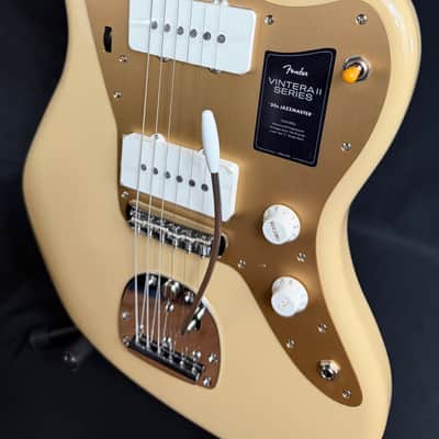 Fender Vintera II '50s Jazzmaster Electric Guitar Desert Sand Finish w/ Gig Bag image 7