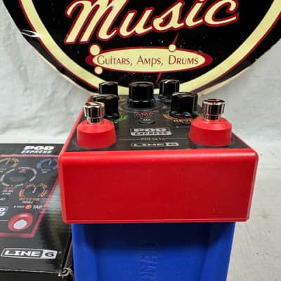 Line 6 POD Express Guitar Multi-Effects Pedal with Box image 3
