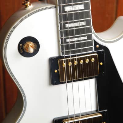Epiphone Les Paul Custom Alpine White Electric Guitar image 5