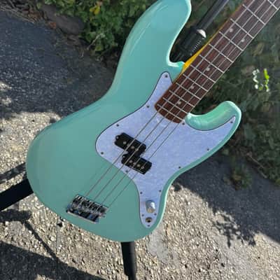 Custom Mark Hoppus Bass Body Allan Corona – Surf Green, Ash, Loaded with Seymour Duncan Pickups image 2