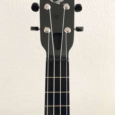 Blackbird BTU - Carbon fiber ukulele image 3
