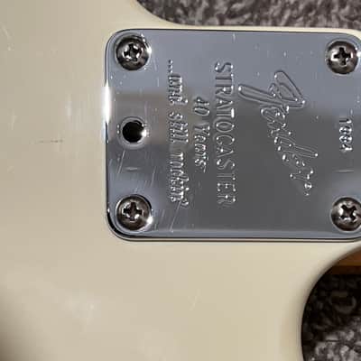 Fender 40th Anniversary American Standard Stratocaster with Maple Fretboard 1994 - Arctic White image 10