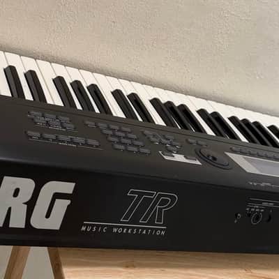 Korg TR61 61-Key Music Workstation Keyboard 2000s - Black image 6