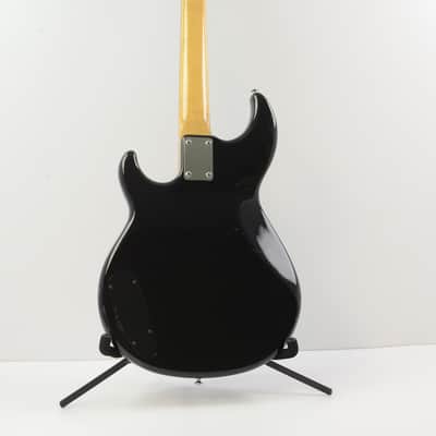 Yamaha BB300 Black image 4