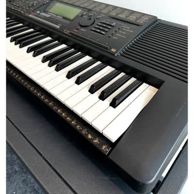Yamaha PSR-520 - Musical Keyboards - Excellent w/ Power Supply image 2