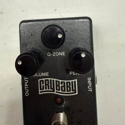 Dunlop QZ1 Crybaby Q Zone Fixed Auto Wah Envelope Filter Guitar Effect Pedal image 2