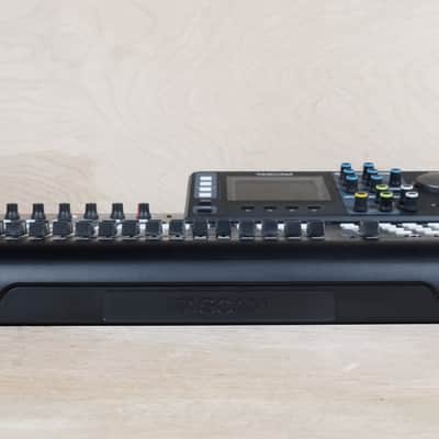 Tascam DP-32SD 32-track Digital Portastudio Black w/ Power Cable, Paperwork image 3