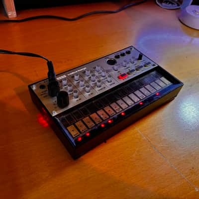 Korg Volca Keys Analog Loop Synthesizer 2013 - Present - Gold/Black image 2