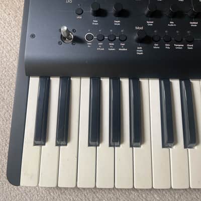 Modal Electronics Argon8X 8 Voice 61-Key Wavetable Synthesizer 2020 - Grey image 11