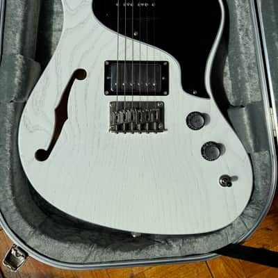 PJD Guitars St. John Standard F 2022 - Aspen White image 2