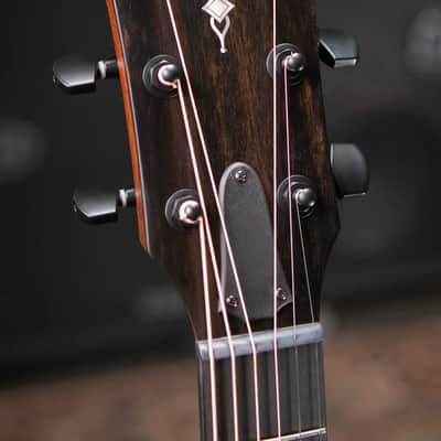 Taylor 322ce Grand Concert Acoustic/Electric Guitar - Shaded Edge Burst with Hardshell Case image 5
