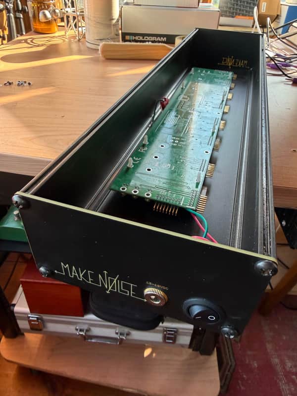 Make Noise Powered Skiff image 1