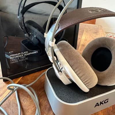 AKG K701 Open-Back Studio Reference Headphones 2010s - Black image 2