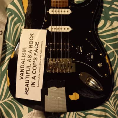 Kurt Cobain Nirvana 'Vandalism' Stratocaster image 2