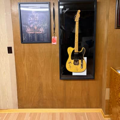 Fender American Vintage '52 Telecaster 1998, Stereophonics Signed image 7