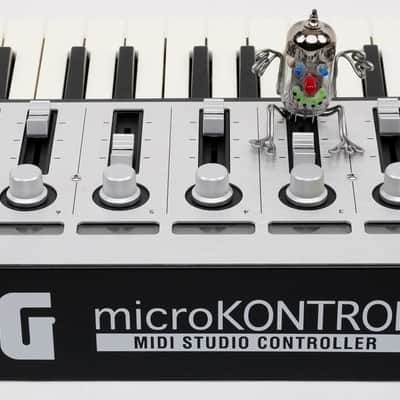 Korg MicroKONTROL MIDI Keyboard Controller + Top Zustand + OVP + Garantie image 10