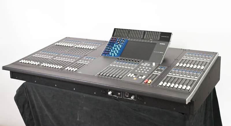 Yamaha M7CL-48 48-Channel Digital Audio Mixing Console CG012RB *ASK FOR SHIPPING* image 1