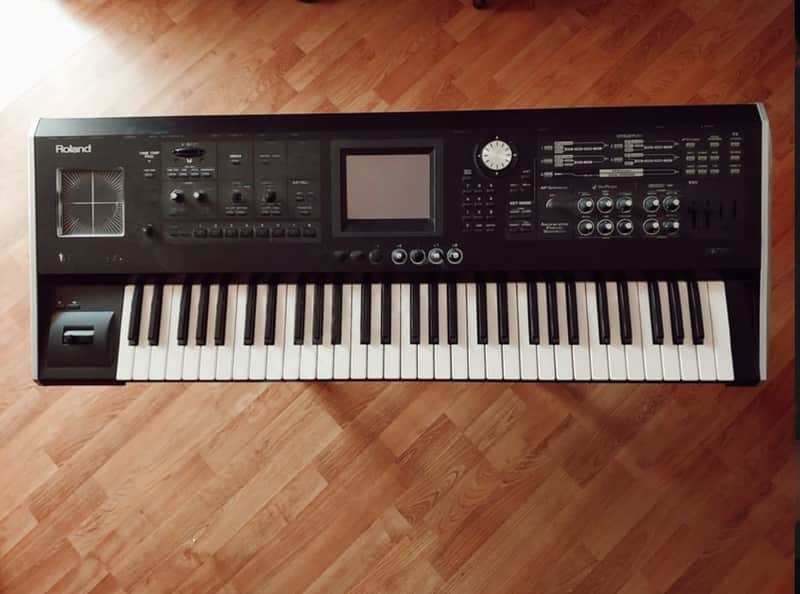 Roland V-Synth GT 61-Key Elastic Audio Synthesizer | Reverb Canada