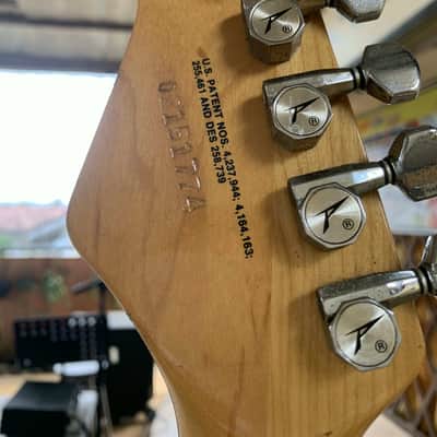 Peavey T-60 with Maple Fretboard 1978 - 1988 - Sunburst image 25