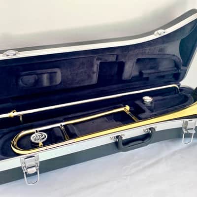 Jupiter JTB-700 Bb Tenor Trombone w/ Original Hard Case & 12C Mouthpiece – image 2