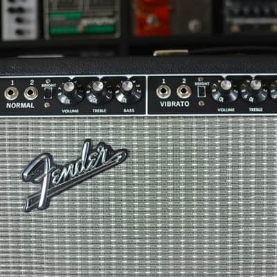 Fender '65 Super Reverb Reissue 45-Watt 4x10" Guitar Combo 2001 - Present - Black image 3