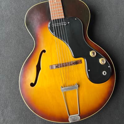 1962 Gibson ES-120T Vintage Hollowbody Electric Guitar Sunburst w/ Original Pickup + Gibson Case image 1